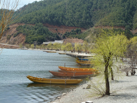 泸沽湖