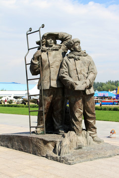 航空技师雕塑
