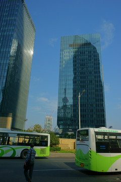 浦东建筑