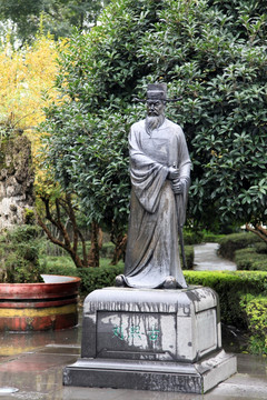 刘熙古 雕像 都江堰功臣