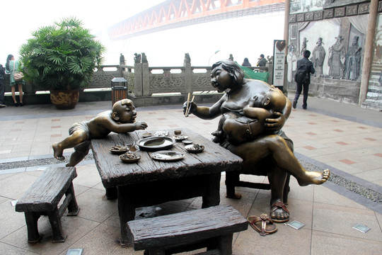 一家人吃饭人物雕像 吃饭