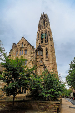 耶鲁大学哈克尼斯钟楼