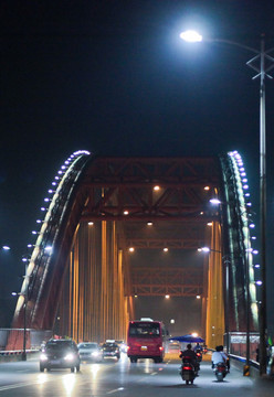 四川宜宾市戎洲大桥夜景