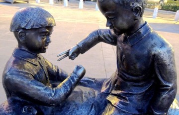 儿童雕塑 布包锤