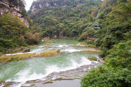 山谷溪流 黄果树溪流 山间河流