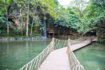 水面浮桥 吊桥