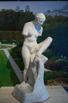 罗丹雕塑 裸体的惠斯勒缪斯女神