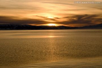 赛湖夕阳