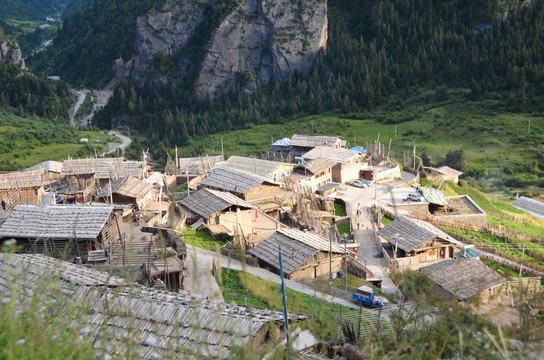 村庄 藏族 扎尕那