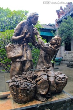 广州陈氏书院水果荔枝人物铜雕塑