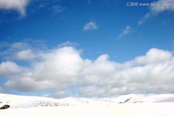 川藏线雪山