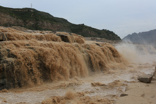 陕西地界拍摄壶口瀑布