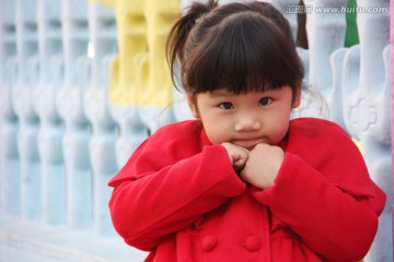 可爱的小女孩