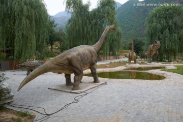 恐龙主题公园jpg