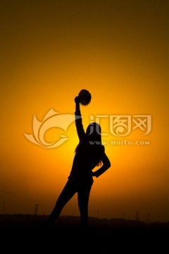 美女人像夕阳剪影
