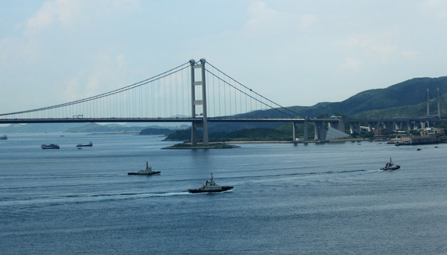 香港青马河大桥