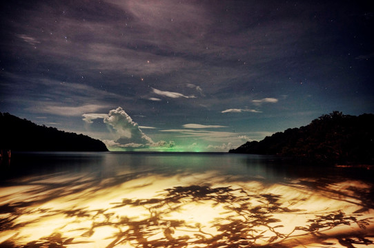海岛 夜景