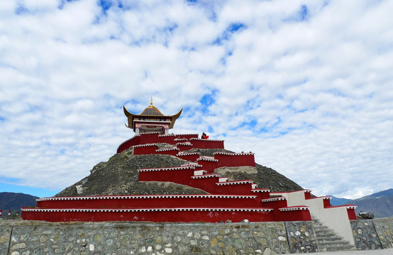 西藏山南雅江观景台