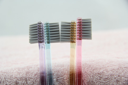 抗菌银离子小刷头牙刷