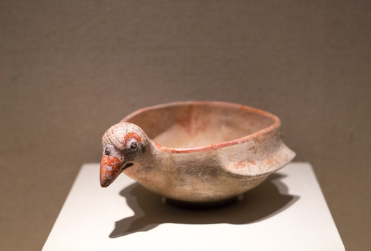 鸟形陶碗 玛雅陶器