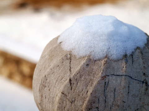 大理石与白雪