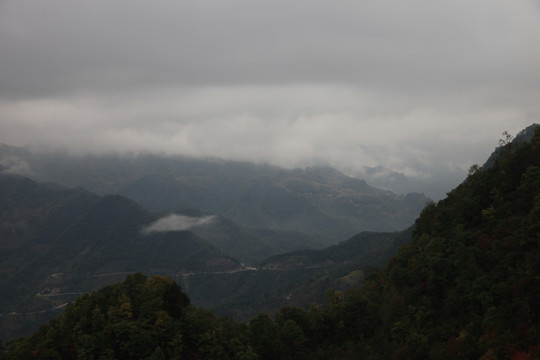 塔云山