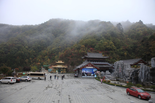 塔云山
