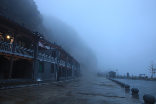 塔云山