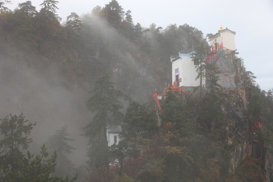 塔云山