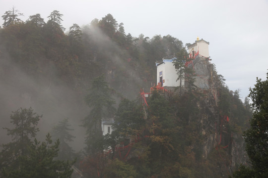 塔云山