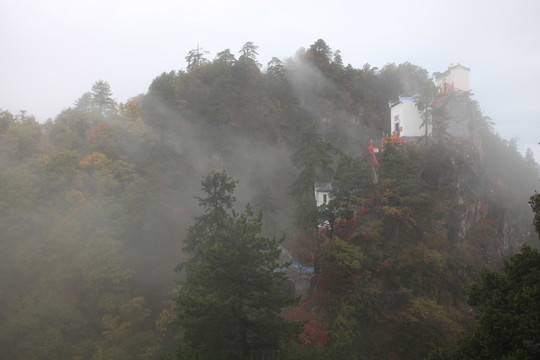 塔云山
