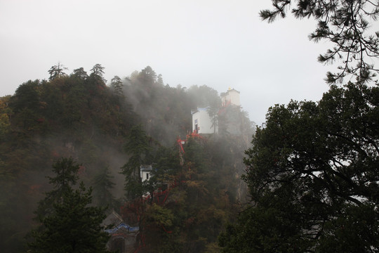 塔云山
