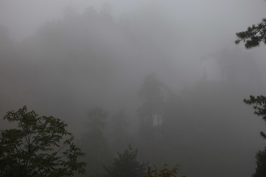 塔云山