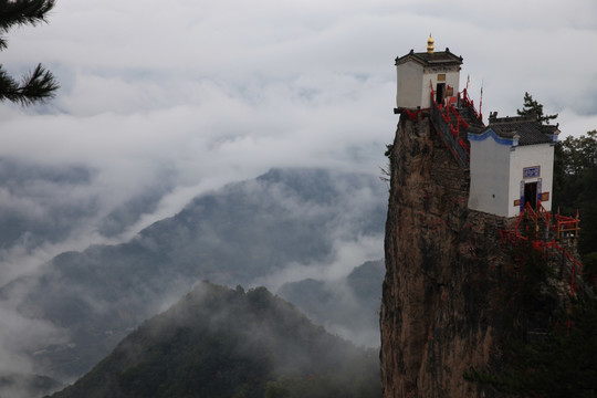 塔云山