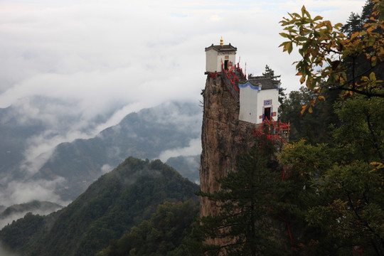 塔云山