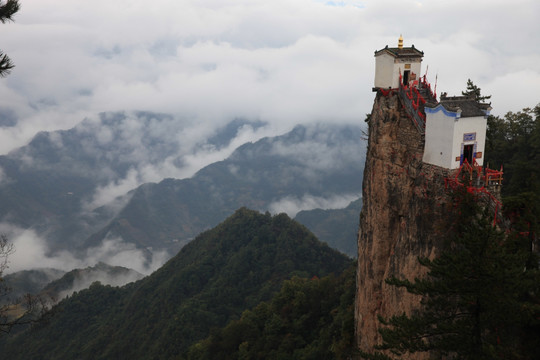 塔云山