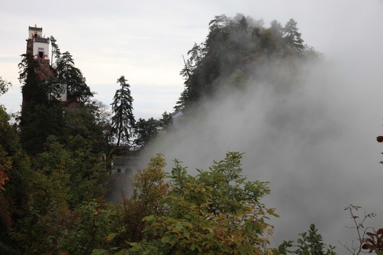 塔云山