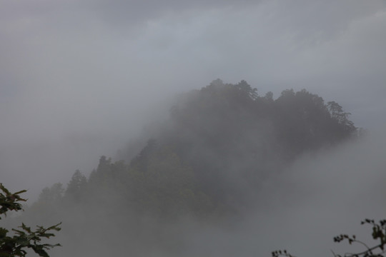 塔云山