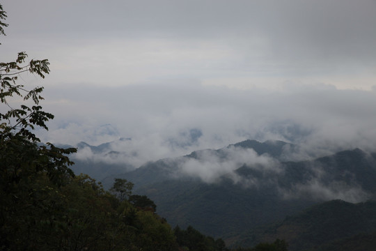 塔云山