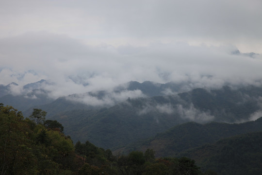 塔云山