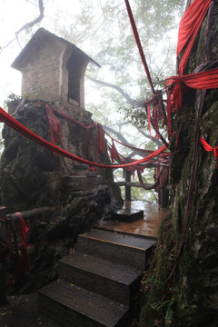 塔云山