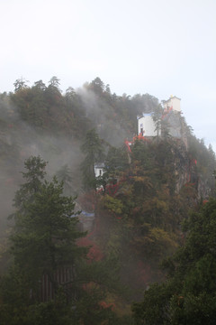 塔云山