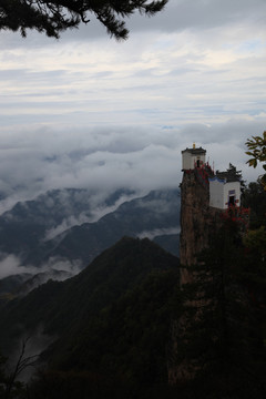 塔云山