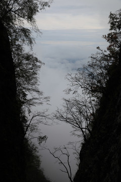 塔云山
