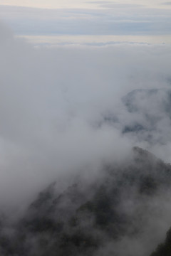 塔云山
