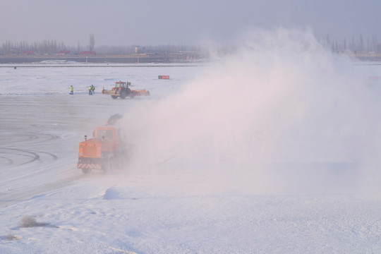 清理积雪