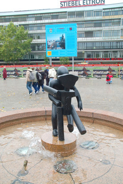 柏林城市喷泉雕塑