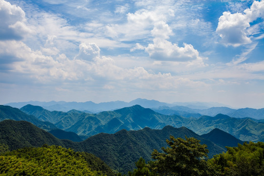 安顶山的天空 浙江 杭州 富阳