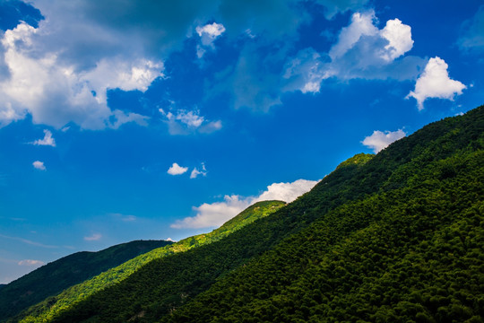 安顶山的天空 浙江 杭州 富阳