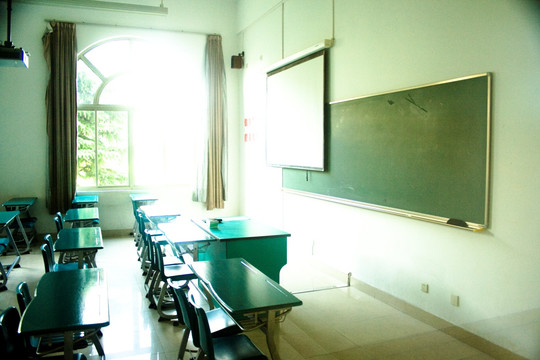 教室课桌